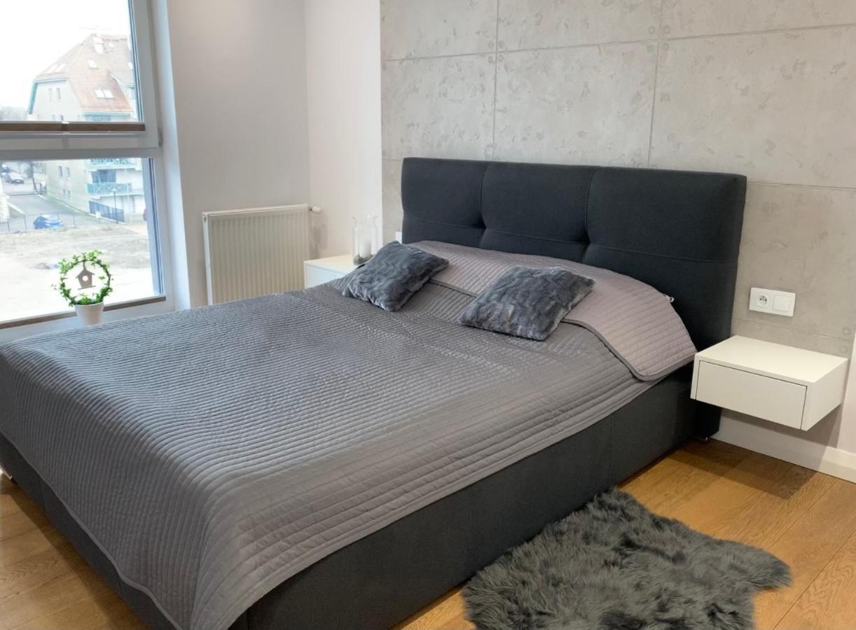 Apartament Blisko Portu Z Widokiem Na Jezioro Apartment Gizycko Bagian luar foto